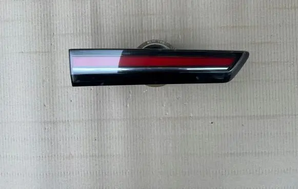 Opel Mokka B Tailgate rear/tail lights 9833944480