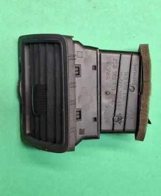 Volkswagen Golf V Dashboard side air vent grill/cover trim 1K0819710 1K0819704B 1355D300496