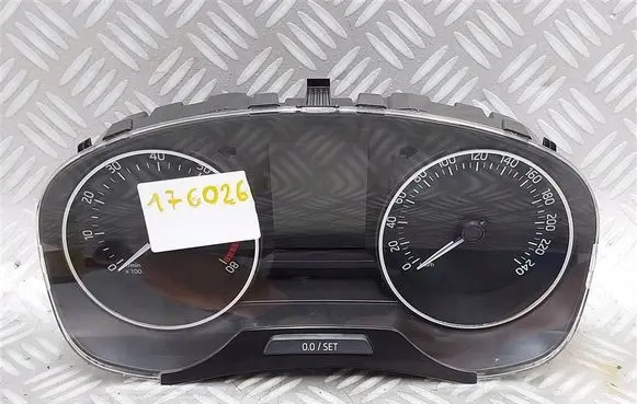 Skoda Rapid (NH) Speedometer (instrument cluster) 5JA920700A