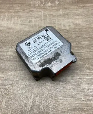Volkswagen Polo III 6N 6N2 6NF Airbag control unit/module 6N0909603E 5WK4137E