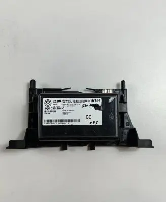 Volkswagen PASSAT B8 Other control units/modules 5QE035284C