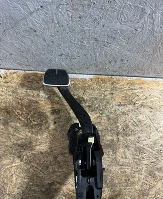 BMW 3 G20 G21 Brake pedal 6874281 SK837222 14145710