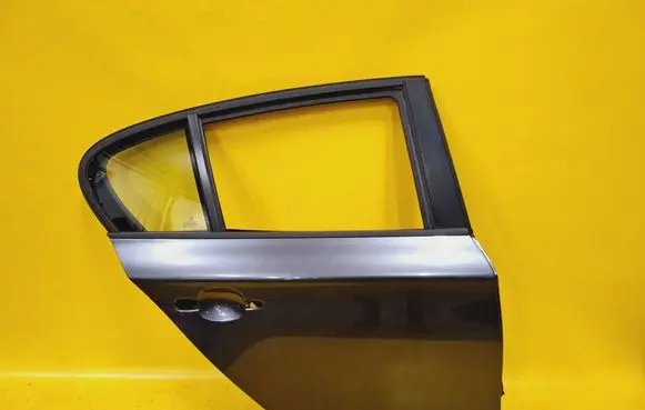 BMW 1 E81 E87 Front door
