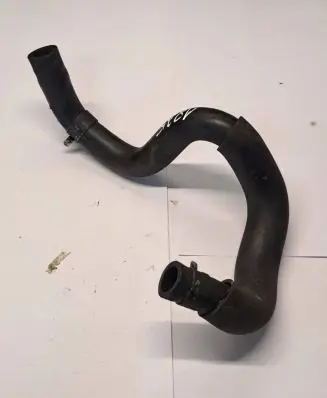Infiniti FX Engine coolant pipe/hose