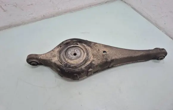 Volvo XC60 Rear upper control arm/wishbone 