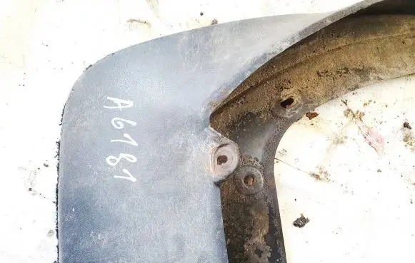 Audi Q7 4L Front mudguard 