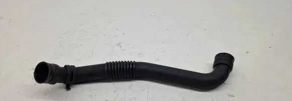 Volkswagen PASSAT B5.5 Breather hose/pipe 038103493AE