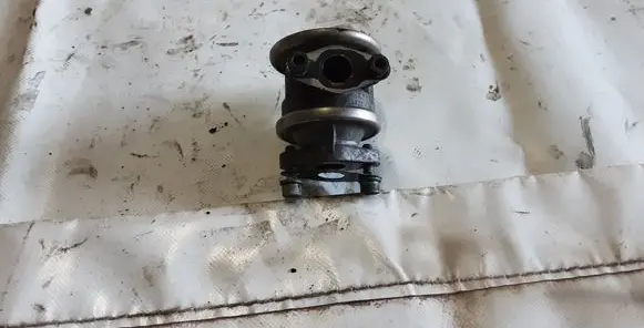 Audi A4 S4 B6 8E 8H EGR valve 078131102F