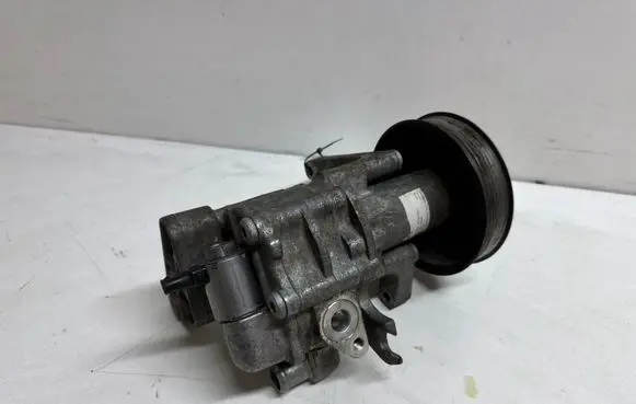 BMW 5 GT F07 Power steering pump LH2115343 677617001