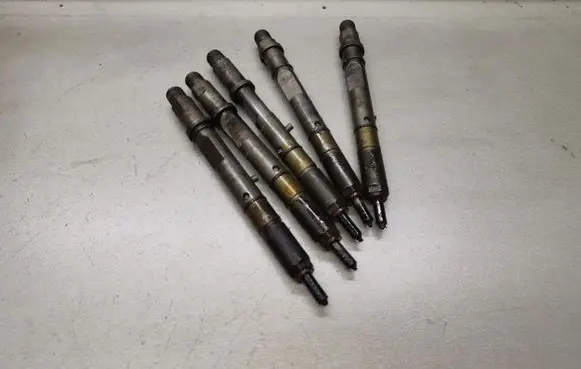 Audi A6 S6 C5 4B Fuel injectors set 059130201F 0432133795