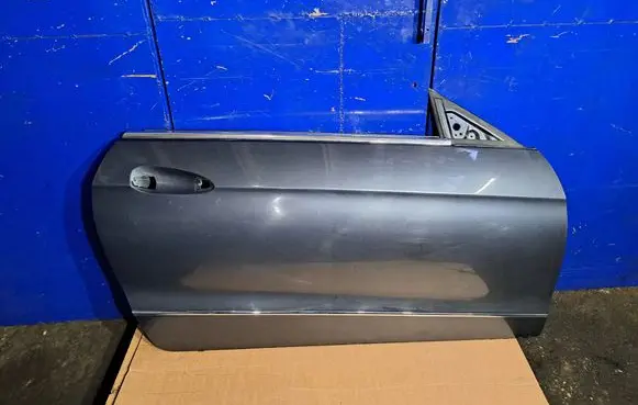 Mercedes-Benz E C207 W207 Door (2 Door Coupe) A2077220210