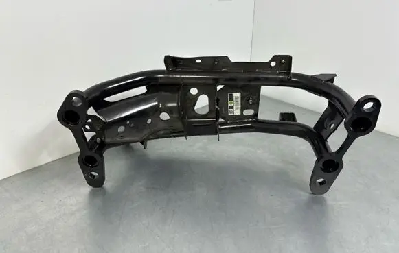 Land Rover Defender Gearbox mounting bracket L8B25060AC PLA5060 3210624049