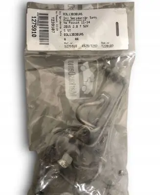 Volkswagen Golf VII Fuel injector supply line/pipe 03L130301AS