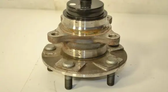 Lexus IS 220D-250-350 Front wheel hub spindle knuckle 8954330260L 89543 30260L