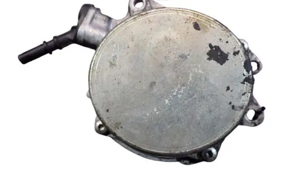Peugeot 308 Vacuum pump