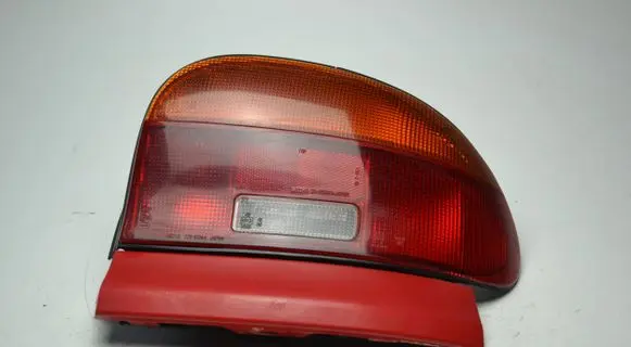 Mazda 121 Rear/tail lights 3309505R