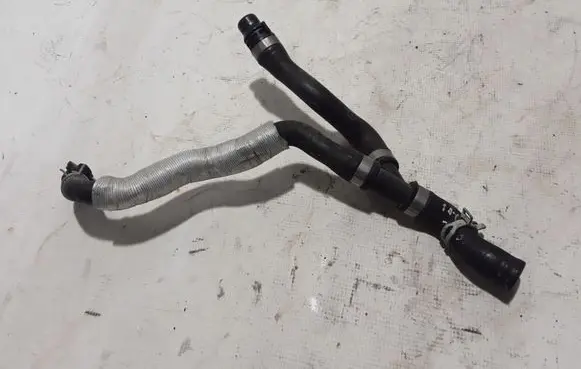 Volvo S60 Engine coolant pipe/hose 31465025