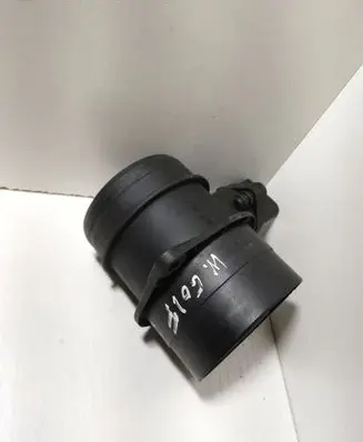 Volkswagen Golf V Mass air flow meter 074906461B 0281002461
