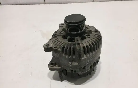 Volkswagen PASSAT B6 Generator/alternator 021903026L