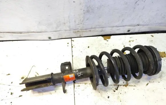 BMW X5 E53 Front shock absorber with coil spring 757181 L09522