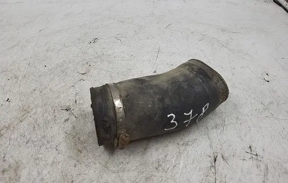 Audi A6 S6 C4 4A Engine coolant pipe/hose 