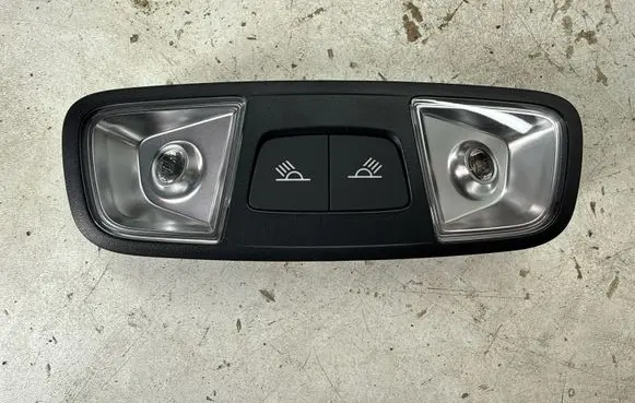 Audi Q3 F3 Rear seat light 8V0947111B