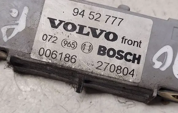 Volvo V70 Airbag deployment crash/impact sensor 9452777 006186 270804