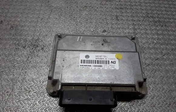 Volkswagen Touareg I Gearbox control unit/module 0AD927755L