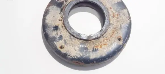 Honda FR-V Coil spring mount 