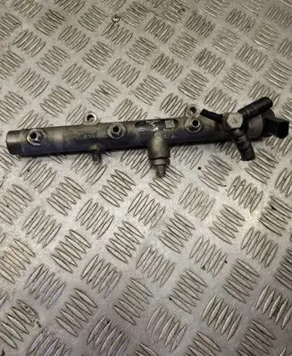 Audi A6 S6 C6 4F Fuel main line pipe 05913090J