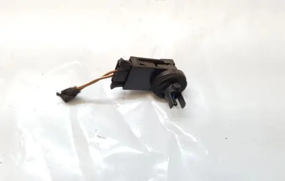 Volkswagen PASSAT B5 Interior temperature sensor 1H0907543A