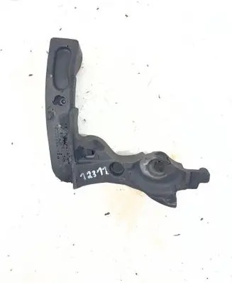 Peugeot 308 Other engine bay part 9677265580