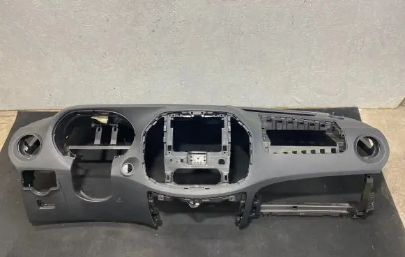Mercedes-Benz Vito Viano W447 Dashboard A44768000879051 1303212XSW 1598077509