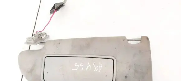 Volvo V70 Sun visor