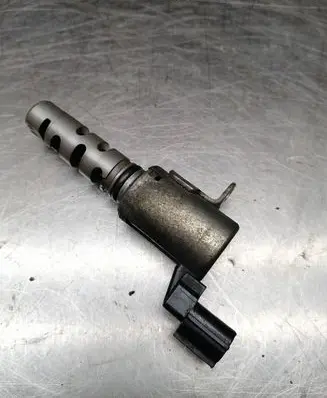 Lexus IS 220D-250-350 Camshaft vanos timing valve 1533031020 0700