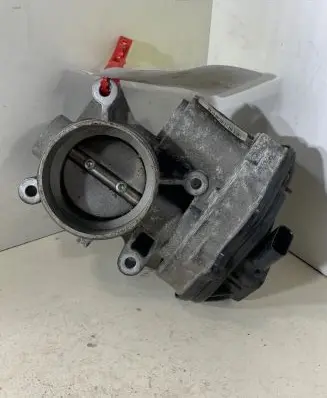 Ford Focus C-MAX Throttle valve VP4M5U9E927DC