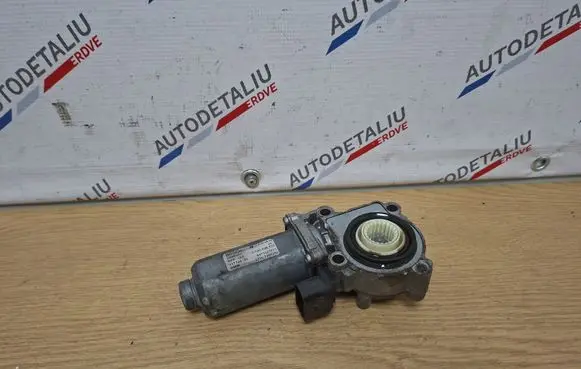 BMW X5 E70 Gearbox-reducer motor 0130008507