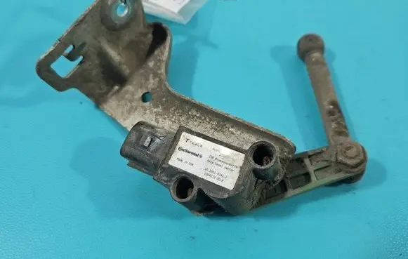 Tesla Model S Headlight ballast module Xenon 1004173-00-A IMPRK1414007