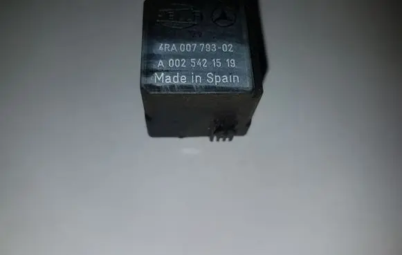 Mercedes-Benz ML W163 Other relay A0025421519 4RA00779302