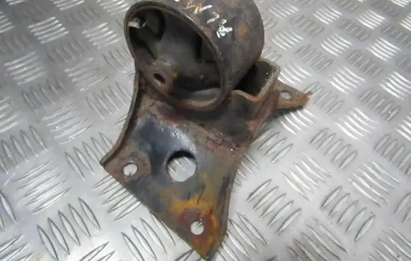 Nissan Almera N16 Engine mount bracket 1a0035
