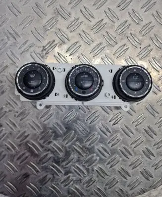 Mercedes-Benz ML W163 Climate control unit 1638205589 5hb96464306 CB736439
