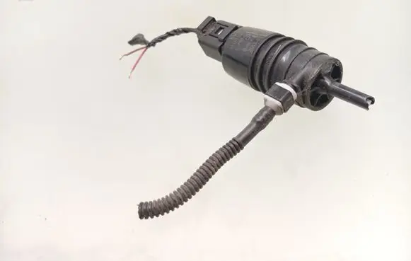 BMW 1 F20 F21 Windscreen/windshield washer pump 67127310147