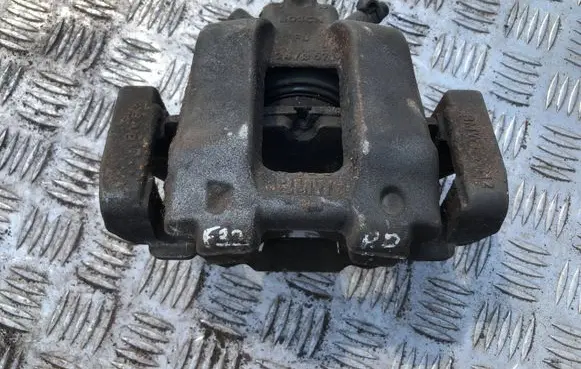 BMW 4 F32 F33 Front brake caliper