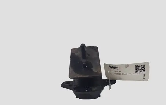 KIA Sorento Engine mount bracket 218123E250