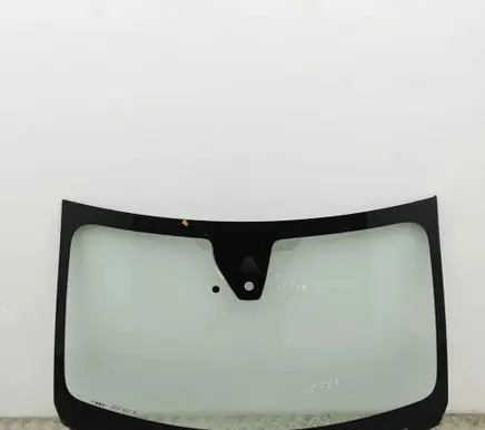 Peugeot 208 II Front windscreen/windshield window 9845015580