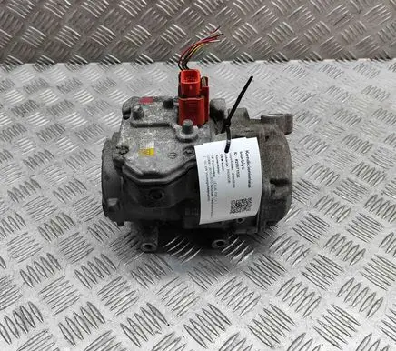 Lexus RX 450H Air conditioning (A/C) compressor (pump) 0422000611