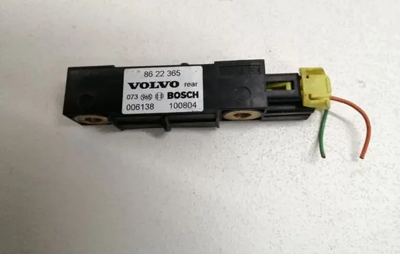 Volvo V70 Airbag deployment crash/impact sensor 8622365 100804 006138