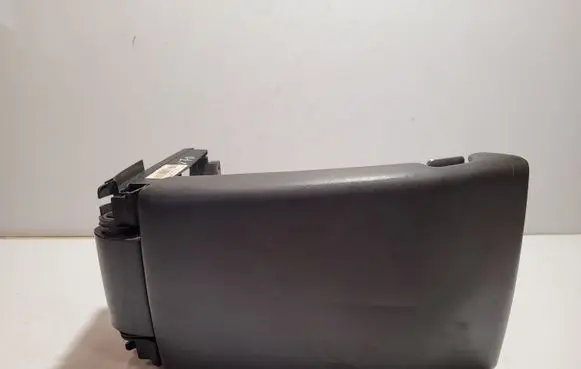 Volvo V70 Armrest