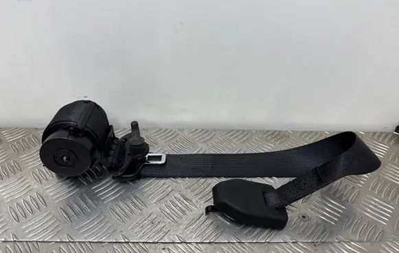 Dodge Durango III Rear seatbelt 641576000A 911737