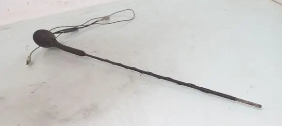 Seat Alhambra (Mk1) Radio antenna 